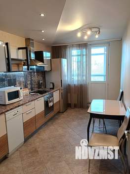 2-к квартира, вторичка, 61м2, 2/5 этаж