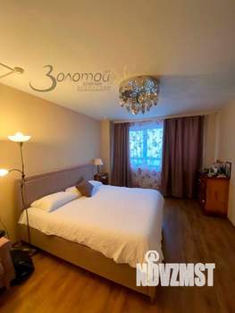 4-к квартира, вторичка, 98м2, 8/19 этаж