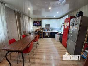 3-к квартира, вторичка, 74м2, 1/10 этаж
