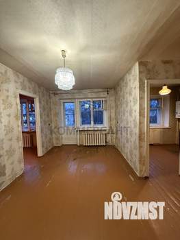 2-к квартира, вторичка, 40м2, 5/5 этаж