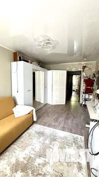 3-к квартира, вторичка, 61м2, 1/5 этаж