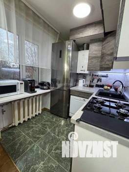 2-к квартира, вторичка, 42м2, 3/5 этаж