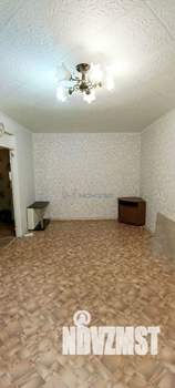 2-к квартира, вторичка, 46м2, 1/5 этаж