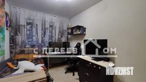 2-к квартира, вторичка, 43м2, 1/4 этаж
