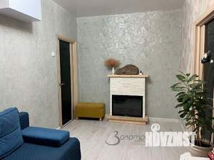 2-к квартира, вторичка, 40м2, 1/4 этаж