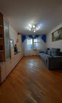 4-к квартира, вторичка, 86м2, 3/6 этаж