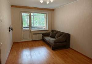 2-к квартира, вторичка, 50м2, 1/10 этаж