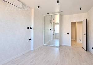 2-к квартира, вторичка, 80м2, 11/18 этаж