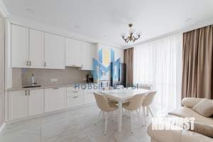 3-к квартира, вторичка, 84м2, 7/19 этаж