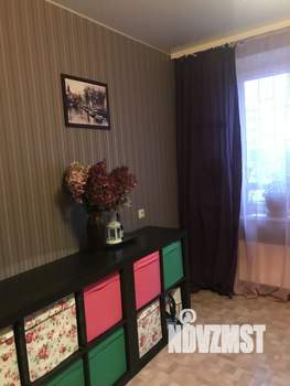 2-к квартира, вторичка, 54м2, 1/10 этаж