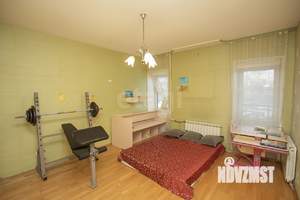 4-к квартира, вторичка, 150м2, 4/4 этаж