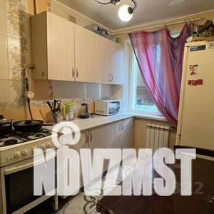 3-к квартира, вторичка, 58м2, 1/1 этаж