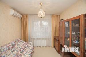 4-к квартира, вторичка, 111м2, 1/5 этаж