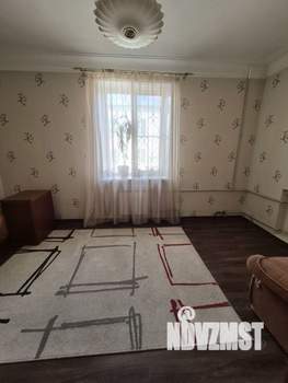 3-к квартира, вторичка, 64м2, 1/2 этаж