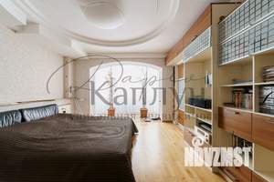 4-к квартира, вторичка, 230м2, 5/6 этаж