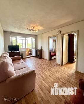 3-к квартира, вторичка, 50м2, 5/5 этаж