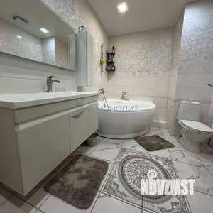 2-к квартира, вторичка, 70м2, 3/17 этаж