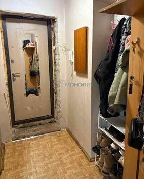 3-к квартира, вторичка, 41м2, 1/4 этаж