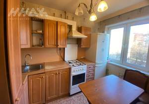 3-к квартира, вторичка, 63м2, 6/9 этаж