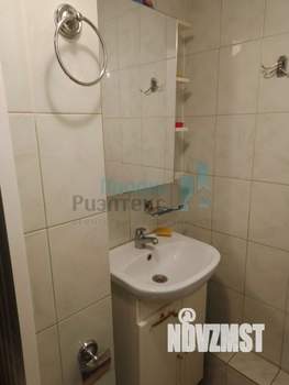 2-к квартира, вторичка, 34м2, 1/4 этаж