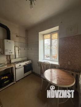 3-к квартира, вторичка, 56м2, 1/2 этаж