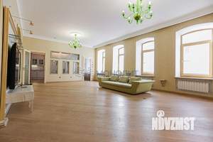 5-к квартира, вторичка, 322м2, 2/4 этаж