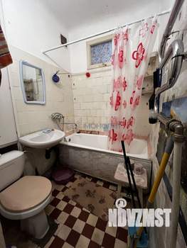 2-к квартира, вторичка, 42м2, 5/5 этаж