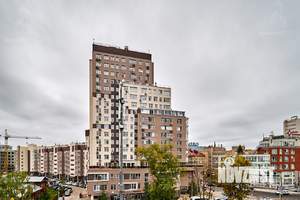3-к квартира, вторичка, 104м2, 5/8 этаж