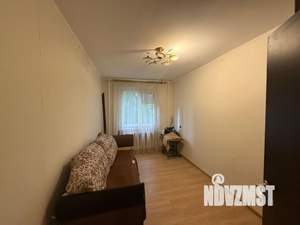 2-к квартира, вторичка, 42м2, 1/5 этаж