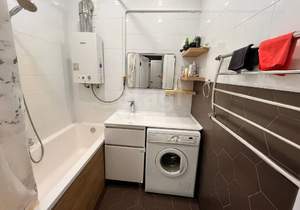 2-к квартира, вторичка, 56м2, 1/5 этаж
