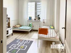 2-к квартира, вторичка, 68м2, 15/23 этаж