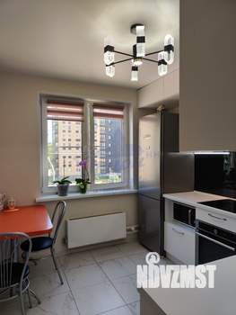 2-к квартира, вторичка, 55м2, 3/10 этаж