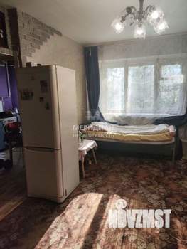 2-к квартира, вторичка, 42м2, 1/4 этаж