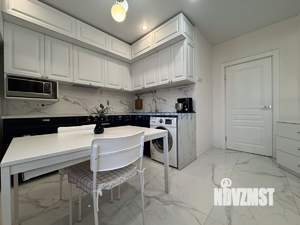 1-к квартира, вторичка, 60м2, 10/18 этаж