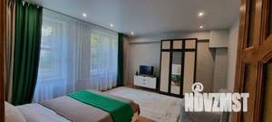 2-к квартира, вторичка, 43м2, 1/4 этаж
