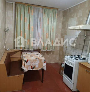 4-к квартира, вторичка, 80м2, 3/10 этаж