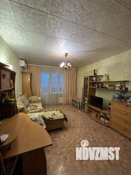 2-к квартира, вторичка, 54м2, 1/10 этаж
