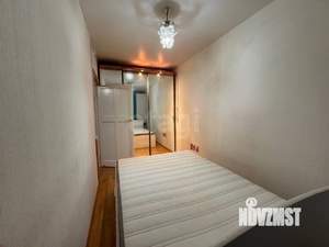 2-к квартира, вторичка, 38м2, 1/4 этаж