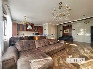 4-к квартира, вторичка, 97м2, 6/6 этаж