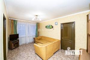 2-к квартира, вторичка, 44м2, 1/4 этаж