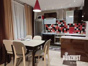 2-к квартира, вторичка, 64м2, 10/12 этаж