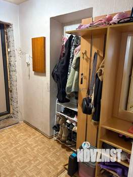 3-к квартира, вторичка, 41м2, 1/4 этаж