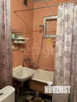 2-к квартира, вторичка, 42м2, 1/5 этаж