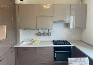 2-к квартира, вторичка, 54м2, 1/3 этаж