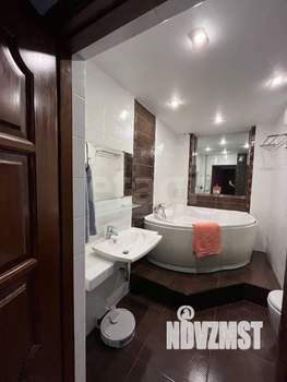 2-к квартира, вторичка, 80м2, 2/5 этаж