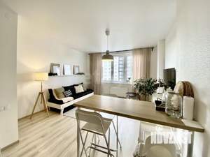 2-к квартира, вторичка, 68м2, 15/23 этаж