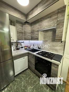 2-к квартира, вторичка, 42м2, 3/5 этаж