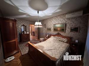 4-к квартира, вторичка, 111м2, 1/6 этаж