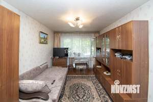 3-к квартира, вторичка, 64м2, 1/9 этаж