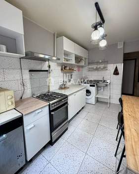 4-к квартира, вторичка, 80м2, 1/9 этаж